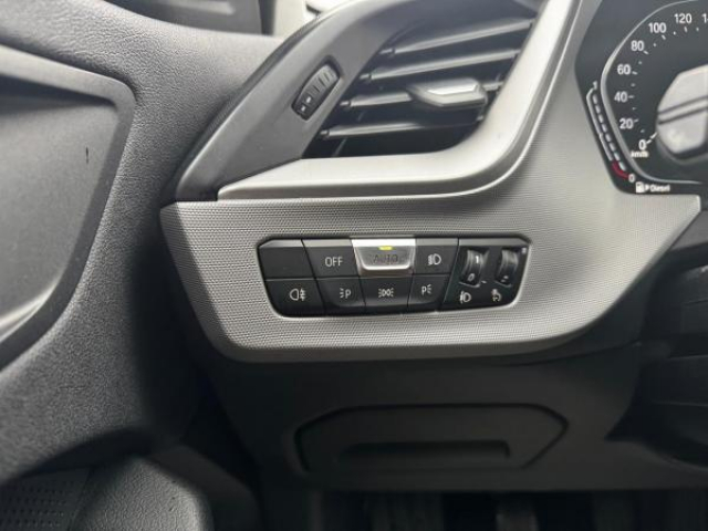 BMW SERIE 1 Advantage Pack Business 116d + Navigation Pro