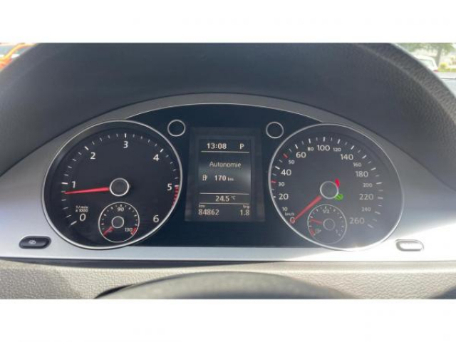 VOLKSWAGEN Passat SW 2.0TDI 170cv DSG6 SW + ATTELAGE + CAMERA DE RECUL + PACK HIVER