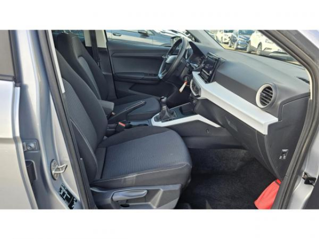 SEAT ARONA MOVE 1.0 TSI 95cv + Pack Spring + Pack Vision + Sièges AV Chauffants