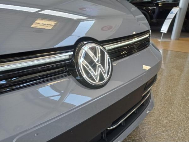 VOLKSWAGEN GOLF Phase 2 Style 1.5 eTSI 116cv DSG7 8.5 + LED MATRIX + Jantes 18 LEEDS + Pack Hiver + NEUF 0KM