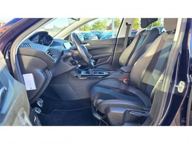 PEUGEOT 308 SW Tech Edition 1.5 BlueHDi 130cv + Attelage + Roue de Secours