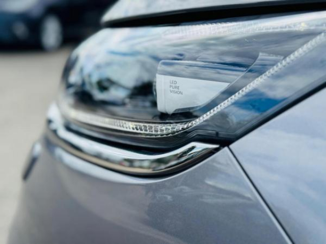 RENAULT ESPACE Intens 2.0 BluedCi 200cv EDC Pack 7 Places+Toit ouvrant panoramique+Attelage+Pack Hiver