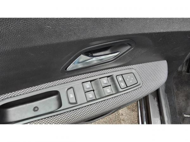 DACIA SANDERO Confort 1.0 TCe 90cv CVT 1ERE MAIN