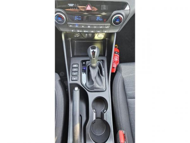 HYUNDAI TUCSON Creative 1.6 CRDi Hybrid 48V 136cv DCT-7 + Attelage