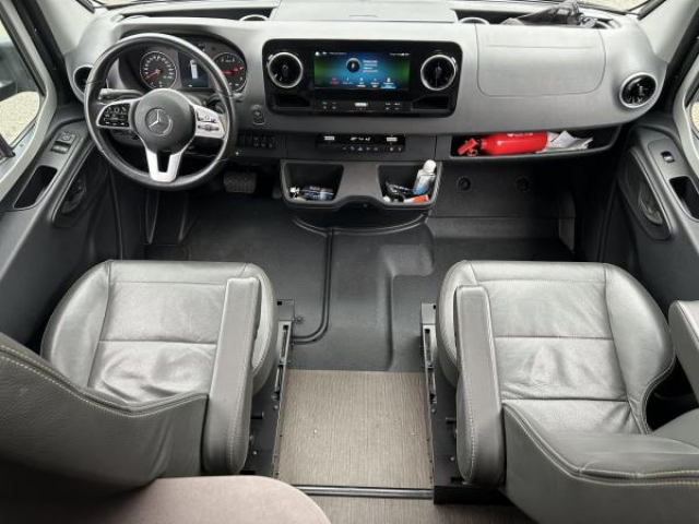 HYMER ML-T HYMER 570 4x4 V6 3.0l 419 CDi 190 CV BVA 7G-TRONIC TVA RECUPERABLE