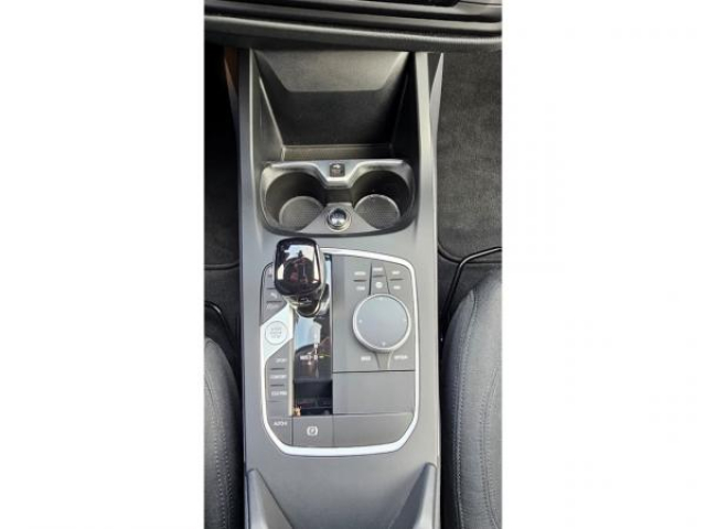 BMW SERIE 1 Advantage 116dA + Carplay + Radar AV et AR + Régulateur de vitesse + Ja16