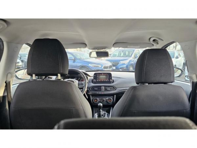 FIAT TIPO Easy 1.4i 95cv