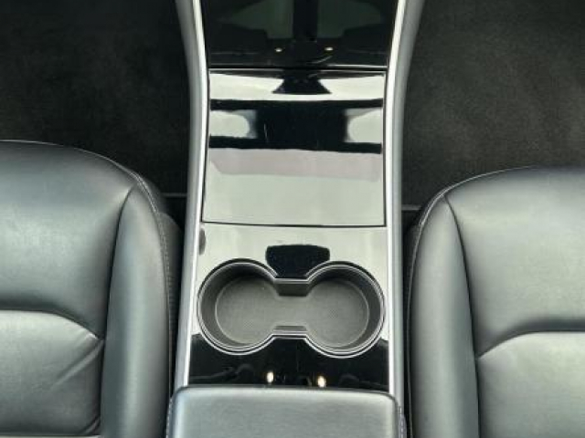 TESLA MODEL 3 RWD Standard Plus 50kWh  TVA RECUPERABLE
