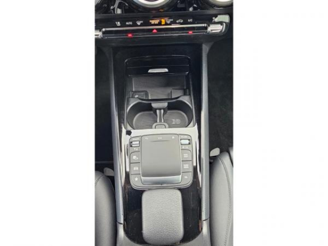 MERCEDES CLASSE B Style Line 180d BVA 7G-DCT + Pack stationnement camera + Pack rétroviseur + Grand GPS