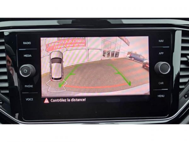 VOLKSWAGEN T-ROC STYLE 2.0 TDI 150cv DSG7 Black Style + Attelage + Camera de recul + Hayon elec + Navigation + JA18