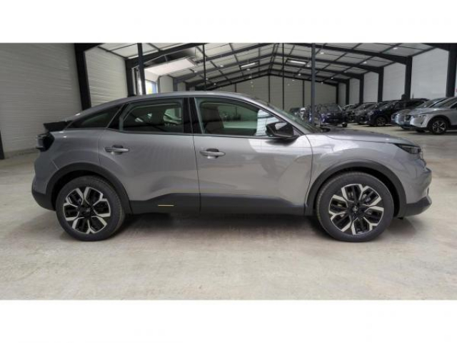 CITROEN C4 Business Hybride 136cv e-DCS6 + NEUF 0KM