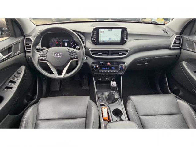 HYUNDAI TUCSON INTUITIVE 1.6 CRDi Hybrid 48V 115cv + Sièges avant chauffants