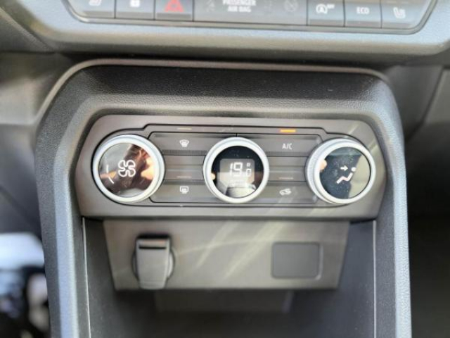 DACIA SANDERO EXPRESSION 1.0 ECO-G 100cv + Climatisation automatique + Sieges AV Chauffants + NEUF 0KM