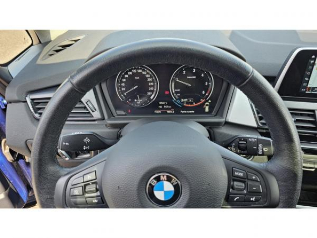 BMW serie 2 gran tourer Advantage Edition 216d 116cv + Toit ouvrant panoramique + Attelage