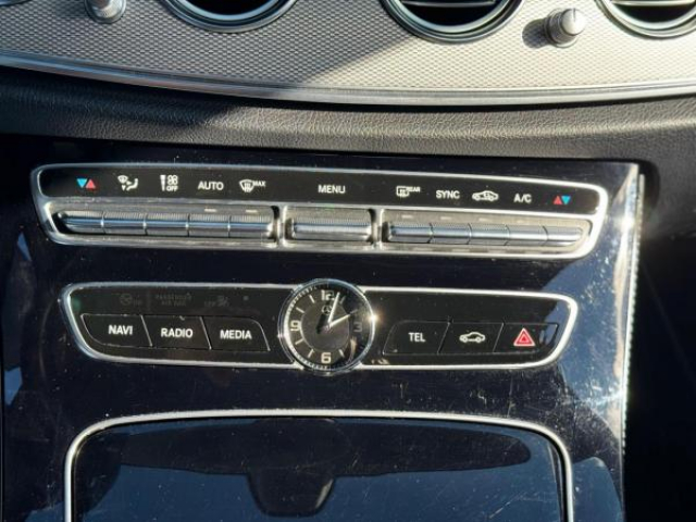 MERCEDES CLASSE E BREAK 200d BVA 9G-Tronic + Pack Parking + Pack Navigation + Sièges avant chauffant