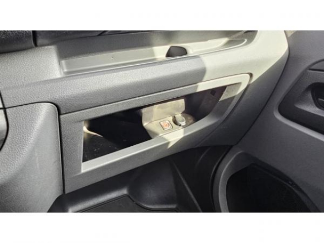 OPEL VIVARO L3H1 2.0 HDi 145cv EAT8 + 3 Places + Camera de Recul + Antibrouillard + Pack GPS + TVA RECUPERABLE