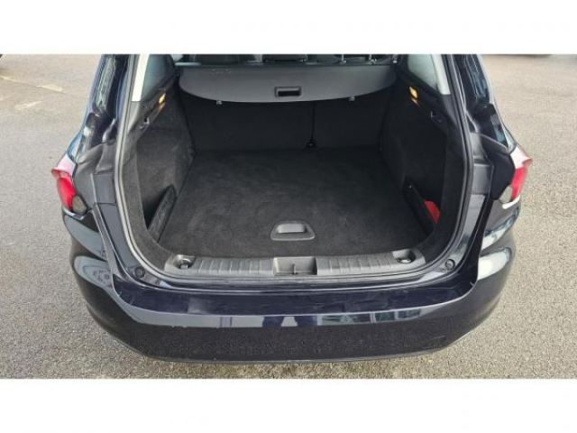 FIAT TIPO SW 1.0 FireFly Turbo 100cv + Système de Navigation