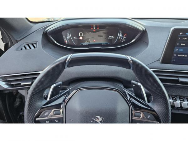 PEUGEOT 3008 GT Line 1.5 BlueHDi 130cv EAT8 + Advanced Grip Control + Pack city 2 + Pack Drive Assist