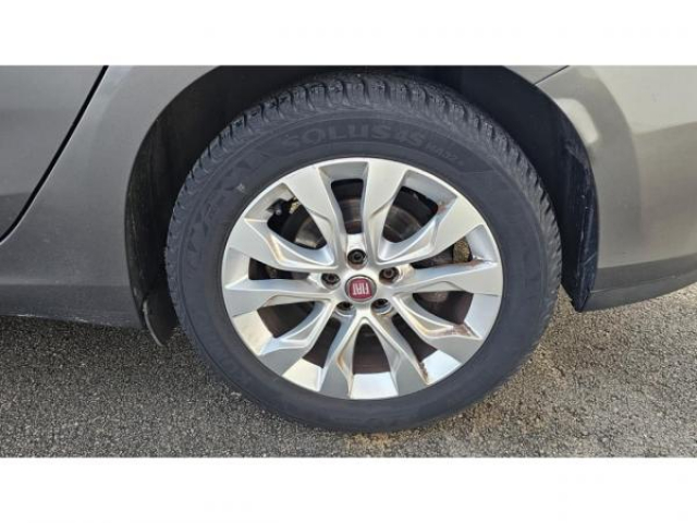 FIAT TIPO Easy 1.4i 95cv