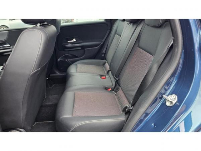 MERCEDES CLASSE B Business Line 180d 7G-DCT + Intégration smartphone + Sièges avant Chauffants