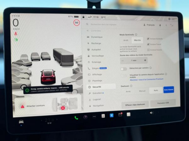 TESLA MODEL Y Propulsion MY2022 + Intérieur Premium noir et blanc + TVA Recuperable