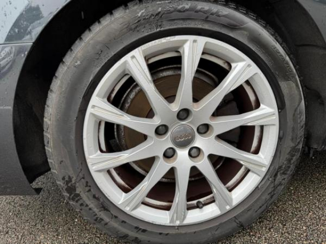 AUDI A4 AVANT S line 2.0 TDI 150cv S-tronic + TOIT PANO + Bang & Olufsen + CAMERA DE RECUL + ATTELAGE ELEC