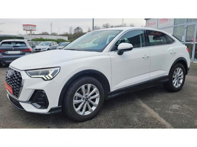 AUDI Q3 SPORTBACK Design 35TDI 150cv S-tronic + MMI Navigation + Audi sound system + JA18