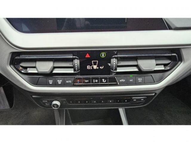 BMW SERIE 1 Advantage 116dA + Radar AV et AR + Régulateur de vitesse + Jantes 16 + Roue de secours