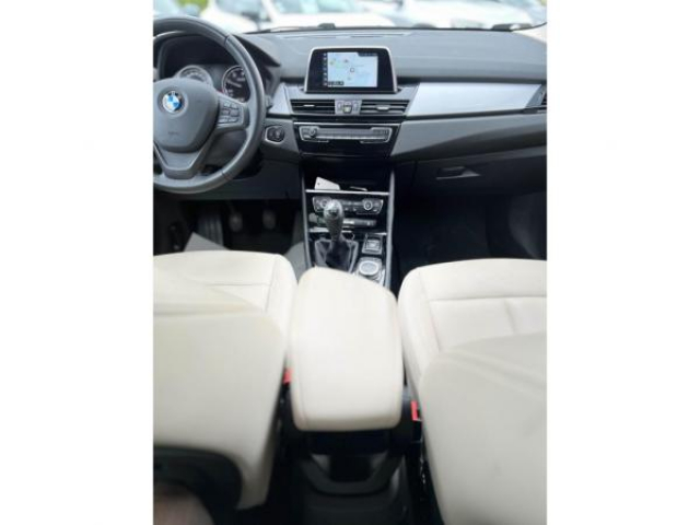 BMW serie 2 gran tourer Advantage 216d 116cv 7 Places + Attelage + Sièges AV chauffants + Intérieur Cuir