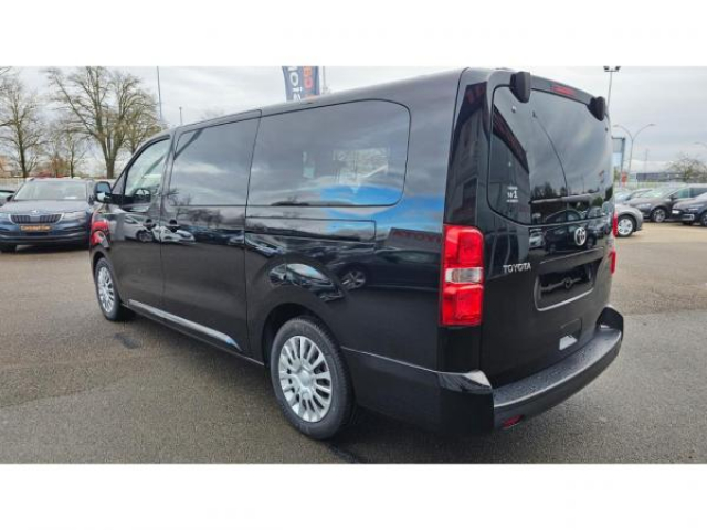 TOYOTA PROACE Verso Verso Long Dynamic 177cv 2.0 D-4D BVA 8places TVA RECUPERABLE PAS DE MALUS