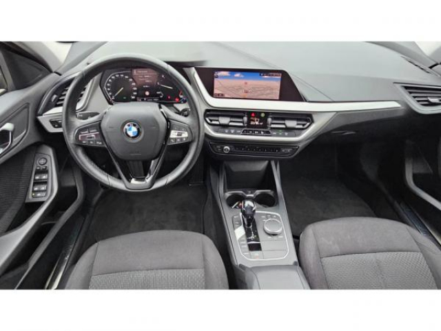 BMW SERIE 1 Advantage 116dA + Radar AV et AR + Régulateur de vitesse + Jantes 16 + Roue de secours
