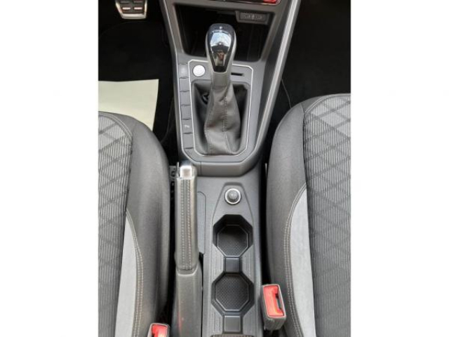 VOLKSWAGEN TAIGO R-Line  1.0 TSI 110cv DSG7 inclus Matrix LED IQ.LIGHT et Camera de recul + Roue de Secours