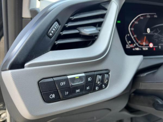 BMW SERIE 1 Advantage Pack Business 116d + Navigation Pro