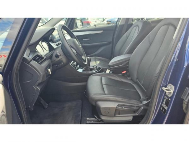 BMW serie 2 gran tourer Design 216d 7 places + Cuir + Sieges AV Chauffants + Carplay
