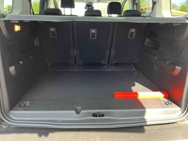 CITROEN BERLINGO Max VP M 1.5 BlueHDi 130cv EAT8 + ADML+ Pack Hiver + NEUF 0KM