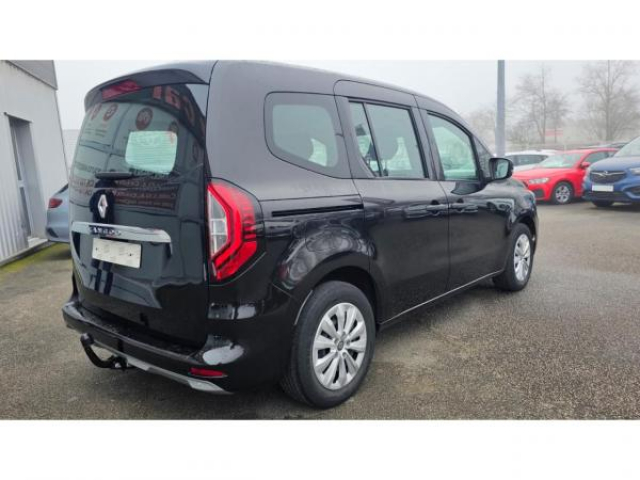 RENAULT KANGOO Zen 1.5 Blue dCi 95cv + Attelage + Antibrouillard + Roue de Secours