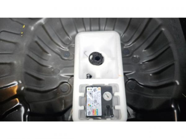 DACIA SANDERO Confort 1.0 TCe 90cv CVT 1ERE MAIN