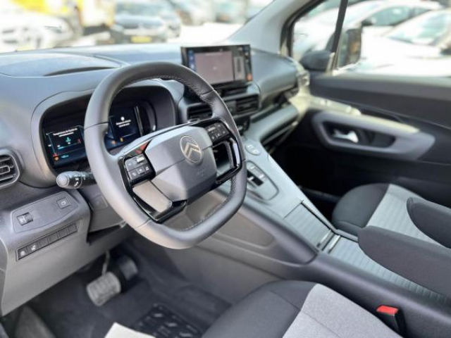 CITROEN BERLINGO Max VP M 1.5 BlueHDi 130cv EAT8 + ADML+ Pack Hiver + NEUF 0KM