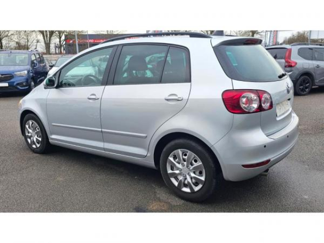 VOLKSWAGEN GOLF plus 1.6 TDI 105cv Team + Caméra de recul + Carplay