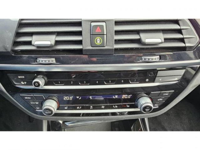 BMW X3 Advantage xDrive 20dA BVA 190cv + Cuir + Live Cockpit + Carplay + Toit Pano + Alarme