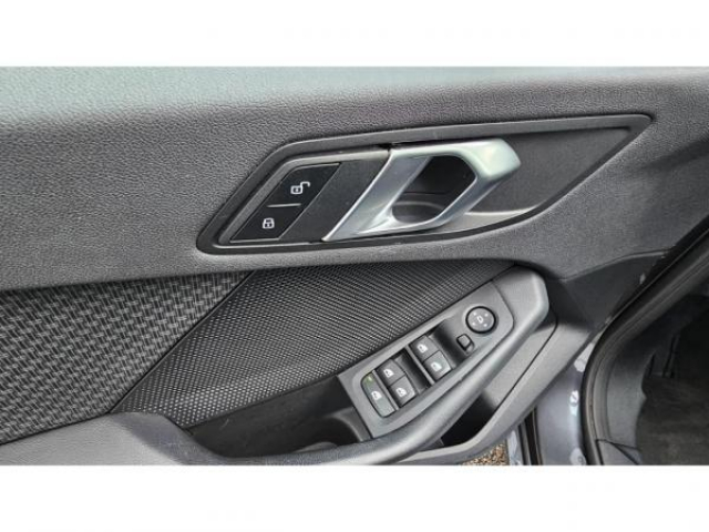 BMW SERIE 1 Advantage 116dA + Radar AV et AR + Régulateur de vitesse + Jantes 16