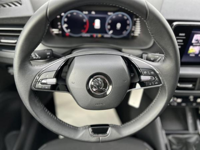 SKODA KAMIQ AMBITION 1.5 TSI 150cv + Virtual Cockpit + Pack Assistance de Conduite + Sieges AV Chauffant