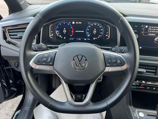 VOLKSWAGEN POLO R-Line 1.0 TSI 110cv DSG7 + Digital Cockpit PRO + Camera de Recul + Keyless Access + Sieges AV Chauf