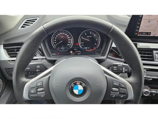 BMW X1 Lounge sDrive 18dA BVA 150cv + Toit Ouvrant + Camera de recul + Sellerie Cuir + Harman Kardon
