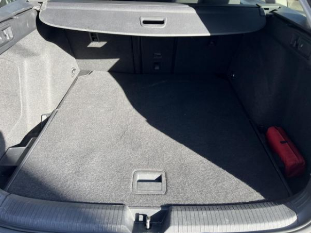 VOLKSWAGEN Golf SW Life 2.0 TDI 116cv + Harman Kardon + Camera de recul + Keyless Advanced + Discover Media