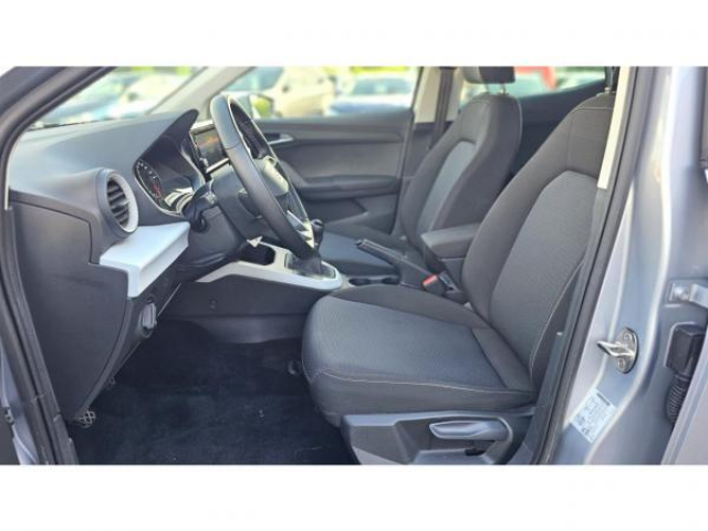 SEAT ARONA MOVE 1.0 TSI 95cv + Pack Spring + Pack Vision + Sièges AV Chauffants