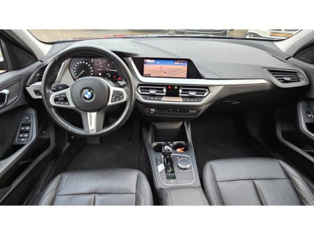 BMW SERIE 1 Advantage 118i BVA 140cv + Toit ouvrant + Cuir Dakota + Sieges AV Chauffant + Hayon Elec