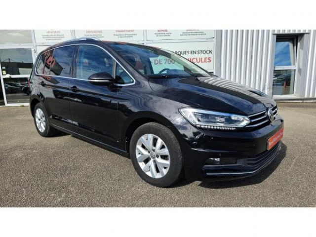 VOLKSWAGEN TOURAN Trendline 1.6 TDI 115cv 7places + Toit Pano + Attelage + ACC + Camera de Recul + Clim Auto