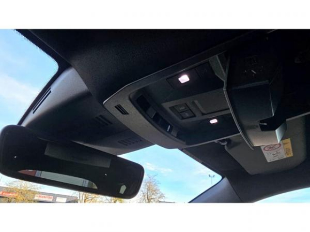 PEUGEOT 5008 Allure Hybrid 145cv e-DCS6 7 Places + Pack Panoramic Navigation + NEUF 0KM