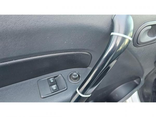 RENAULT GRAND KANGOO Confort 1.5 Energy dCi 95cv TVA RECUPERABLE + Radar de Recul + Roue de secours